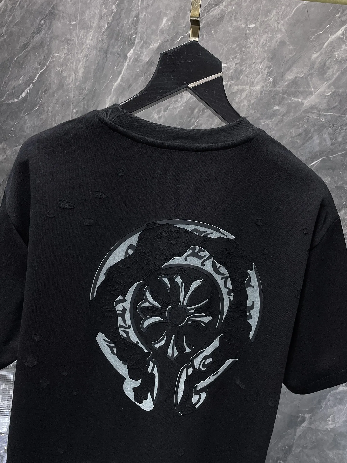 P190 New Chrome Hearts 25ss in summer, washed style, high gram weight, environmentally friendly and high-quality top-grade fabric, 280g Chrome Horseshoe Contrast Color Special Laser Engraving Film Short Sleeves, Heavy Industry Special Crafts Patch Embroidery, Counter Synchronization, 1:1 Replica Version, Recommended Color: Black, White, Size: S, M, L, XL